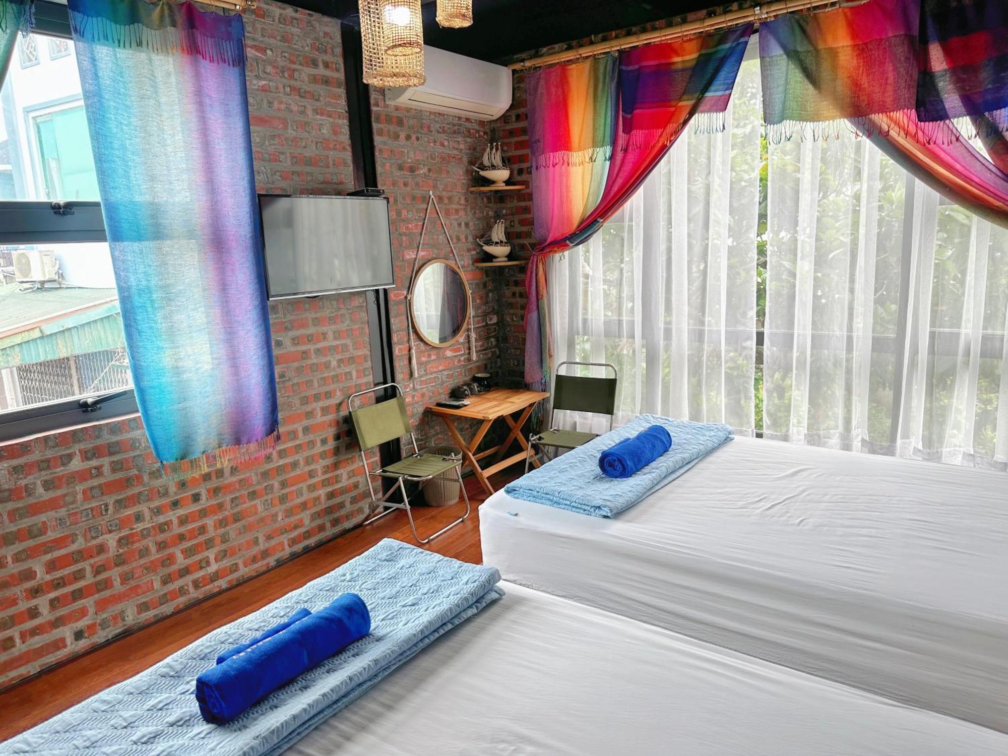 Halo Bay Homestay Ha Long Exteriör bild