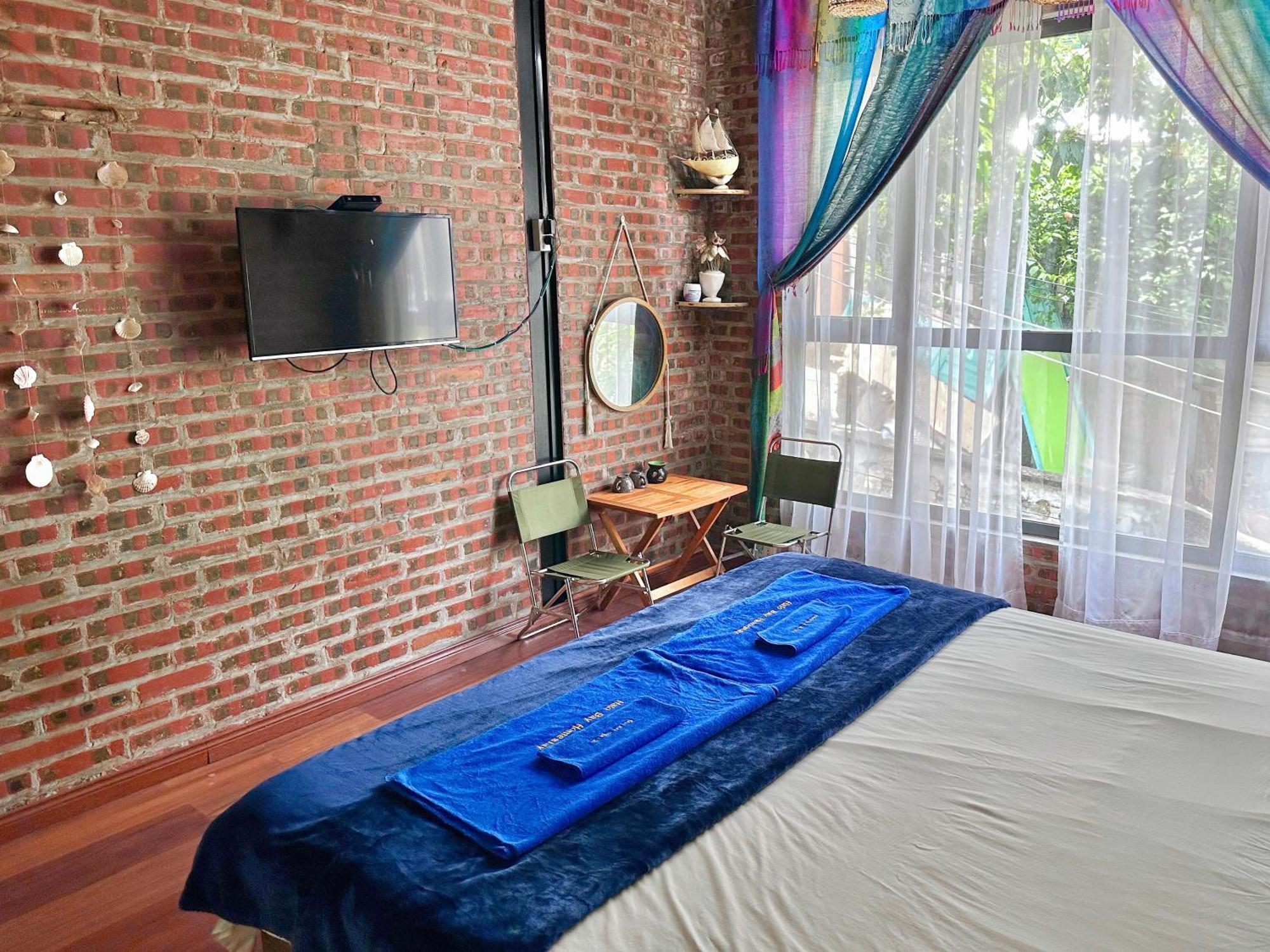 Halo Bay Homestay Ha Long Exteriör bild